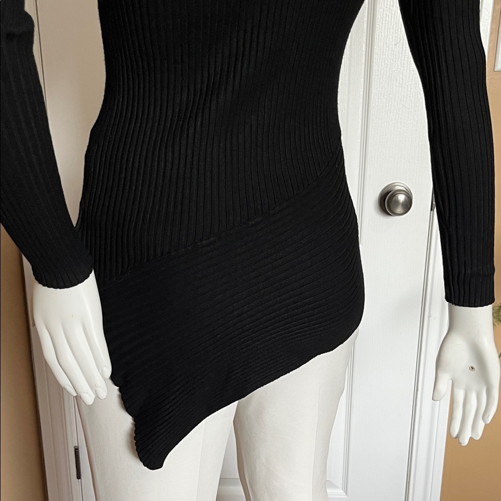 Black Ribbed Bodycon sweater - Picture 6 of 7